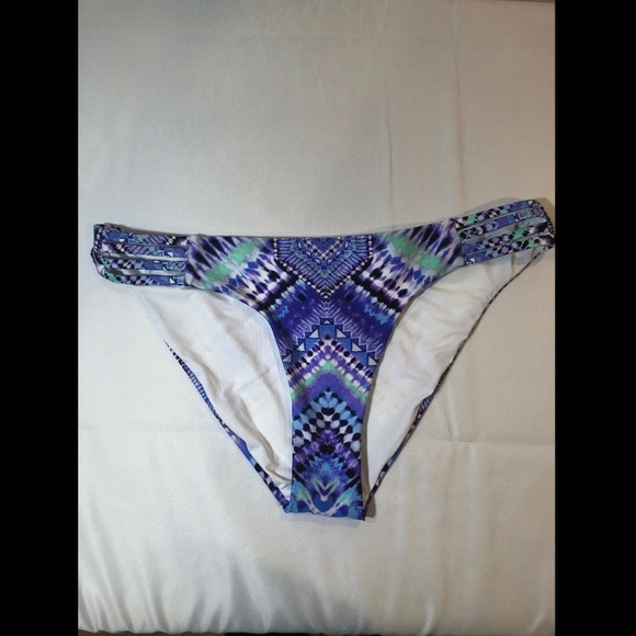 NEW Red Carter Hipster Bikini Bottom Berry Multi - Picture 7 of 8